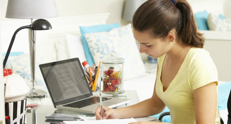 El madrugar favorece el rendimiento academico